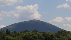 Гости из Намибии, изучающие русский язык, посетили горы Кавказа