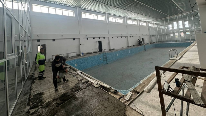 Капитальный ремонт бассейна школы №30 проходит в Пятигорске