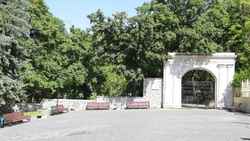 Субботник в Пятигорском Некрополе проведут 7 апреля