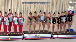 Гимнастки из Пятигорска завоевали медали на краевых соревнованиях