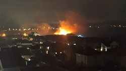 Пустырь за Краснослободским кладбищем горит в Пятигорске