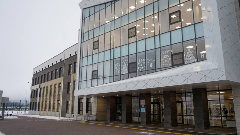 Школу на 1550 мест открыли на Ставрополье