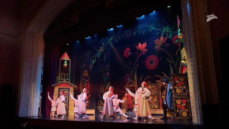 Спектакль «Девичий переполох» покажут специально ко Дню театра в Пятигорске