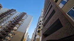 21 ребёнок-сирота получил ключи от новых квартир в Пятигорске