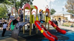 Вместо советских качелей новые игровые комплексы: как на Ставрополье создают современные детские площадки 
