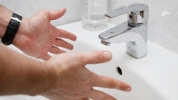 После вмешательства Госжилинспекции в многоквартирном доме Пятигорска включили горячую воду