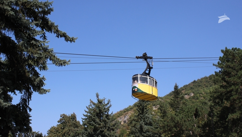 Около 2,5 тыс. школьников бесплатно покатаются на канатке в Пятигорске