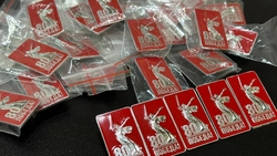 Учащиеся школы Пятигорска передали бойцам СВО значки с символикой Великой победы