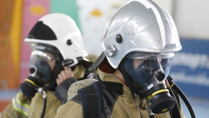 МЧС занимается ликвидацией пожара на горе Бештау