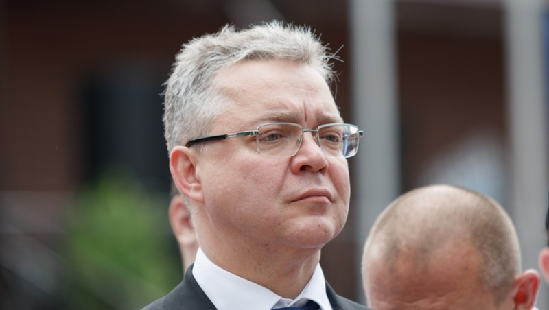 Губернатор Владимиров поздравил добровольцев Ставрополья с Днём волонтёра