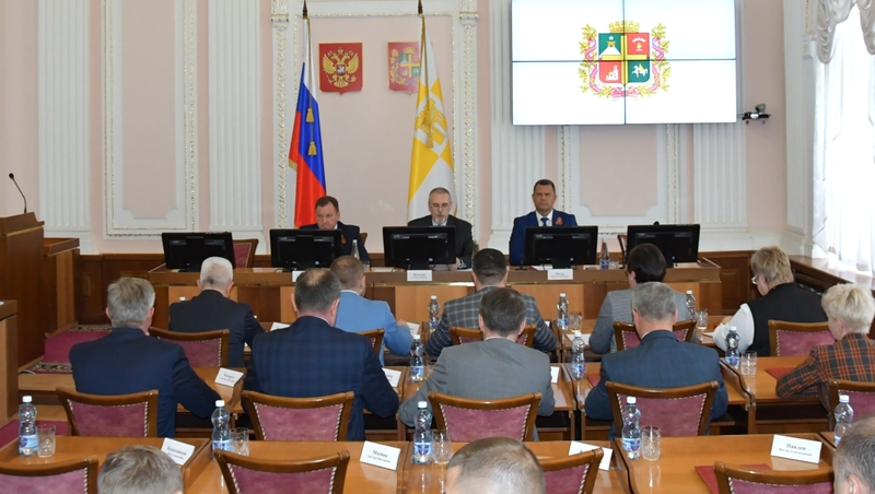 В Ставрополе с сентября 2025 года станет больше муниципальных депутатов 