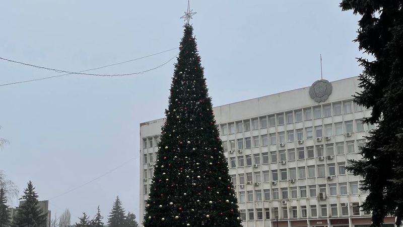Жители Пятигорска смогут принять участие в украшении новогодней ёлки