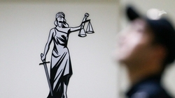 На Ставрополье трёх экс-сотрудников отдела по контролю наркоборота приговорили к семи годам колонии