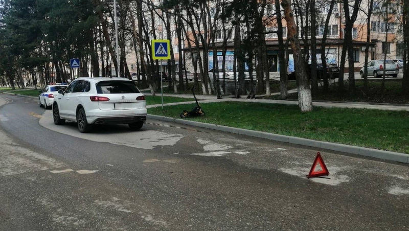 Несовершеннолетний водитель электросамоката пострадал в ДТП в Пятигорске