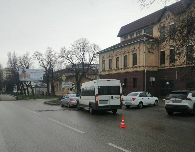 Пятигорчанка получила травму в аварии с автобусом