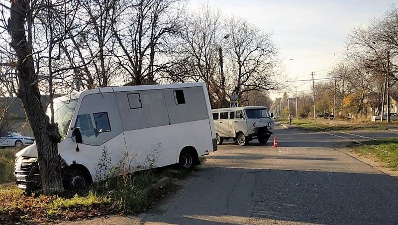 ДТП с участием двух микроавтобусов произошло в Пятигорске