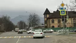 Новый светофор запустят в Пятигорске на пересечении улиц Коллективной и Степной