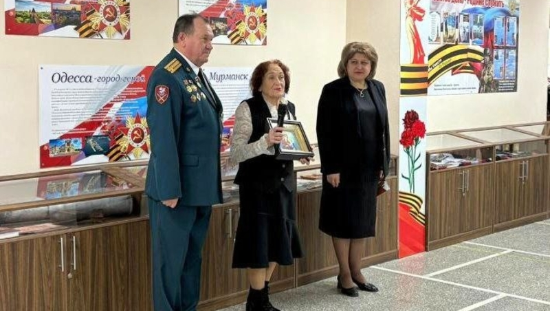 Экспозицию в пятигорской школе посвятили году Защитника Отечества