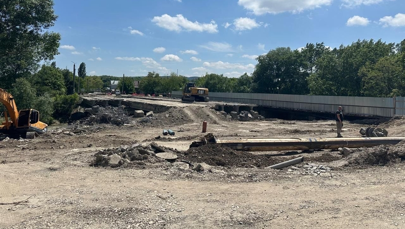 Замглавы Пятигорска оштрафовали за нарушение при ремонте моста