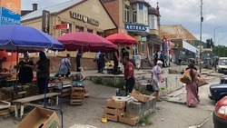 Ямы, грязь и мусор: как остановка Верхнего рынка портит облик Пятигорска 