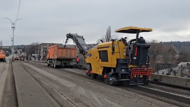 Мост на проспекте Калинина в Пятигорске начали готовить к сносу