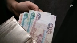 Пятигорчанин перечислил мошенникам почти 2 млн рублей, надеясь купить авто