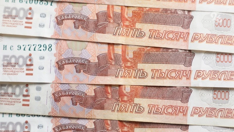 Более миллиона рублей вернули охранникам Пятигорска благодаря приставам 