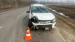 Легковушка и бетоносмеситель столкнулись в Пятигорске