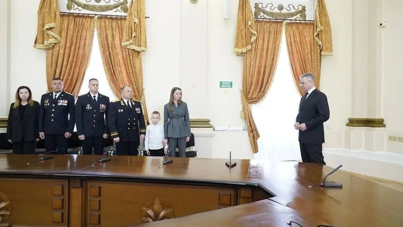 Губернатор Ставрополья встретился с семьёй погибшего сотрудника ФСБ