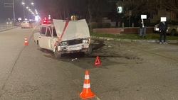 Два человека пострадали в аварии из-за нарушения ПДД в Пятигорске