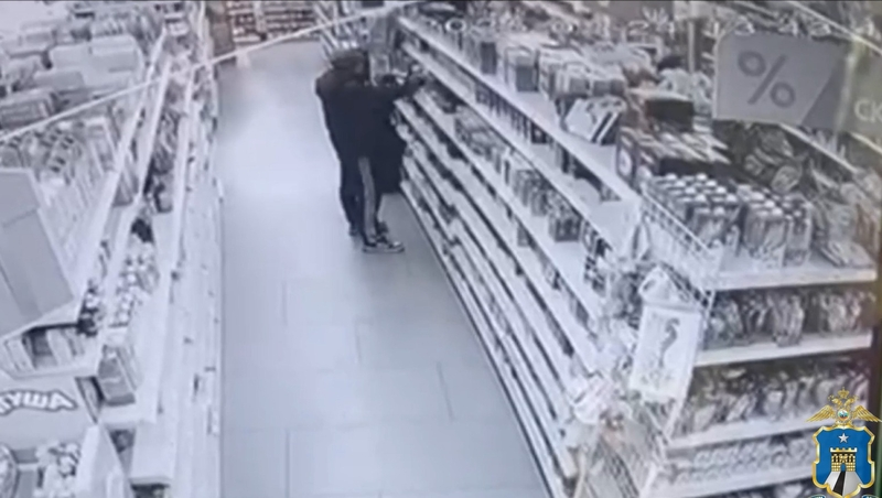 Мужчину подозревают в краже из сетевого магазина в Пятигорске 