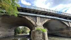 Мост через Подкумок отремонтируют в 2026 году в Пятигорске