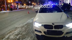 Тонированная иномарка сбила женщину с полуторагодовалым ребёнком в Пятигорске