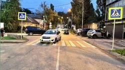 В Пятигорске внедорожник столкнулся с такси