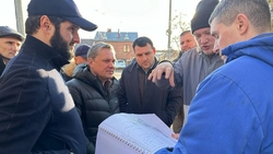 Глава Пятигорска проверил ход реконструкции моста по проспекту Советской Армии