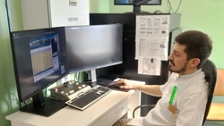 Молодому специалисту в области онкологии выдали квартиру в Пятигорске