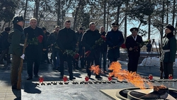 Цветы в память о павших защитниках Отечества возложили в Пятигорске