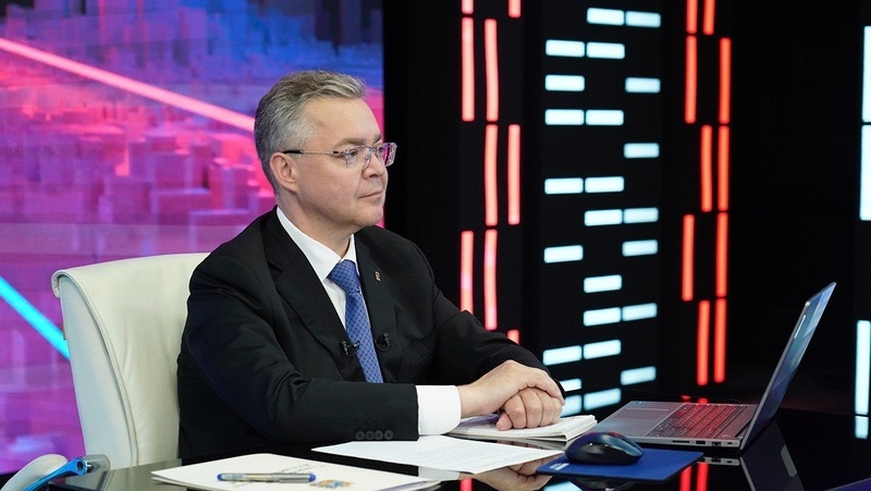 Губернатор обсудит банковское обслуживание пенсионеров в Энергетике