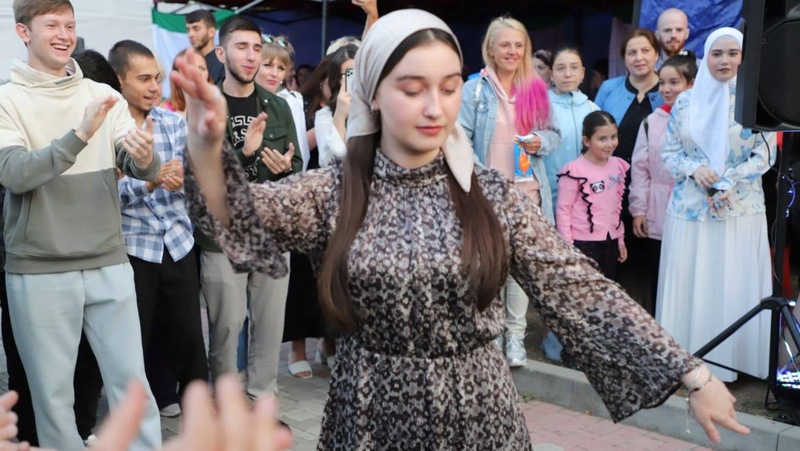 В Пятигорске провели фестиваль «Хоровод наций»