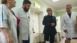 Пятигорские врачи собрали посылки для военных на передовой