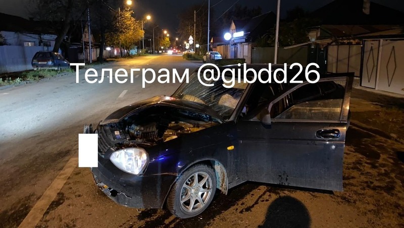 На Ставрополье пьяный водитель врезался в три припаркованных автомобиля 