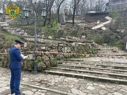 Прокуратура проводит проверку после обрушения грунта в Пятигорске
