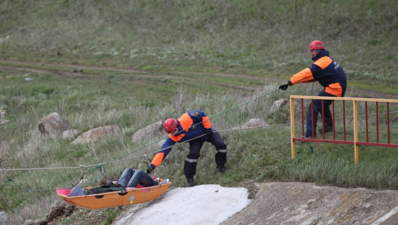 Губернатор Ставрополья поблагодарил полицию и МЧС за работу на каникулах