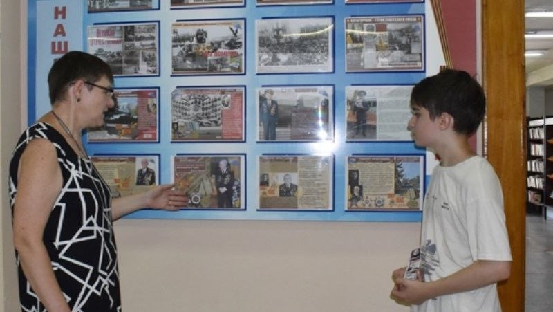 Выставка «Наши герои» открылась в пятигорской библиотеке