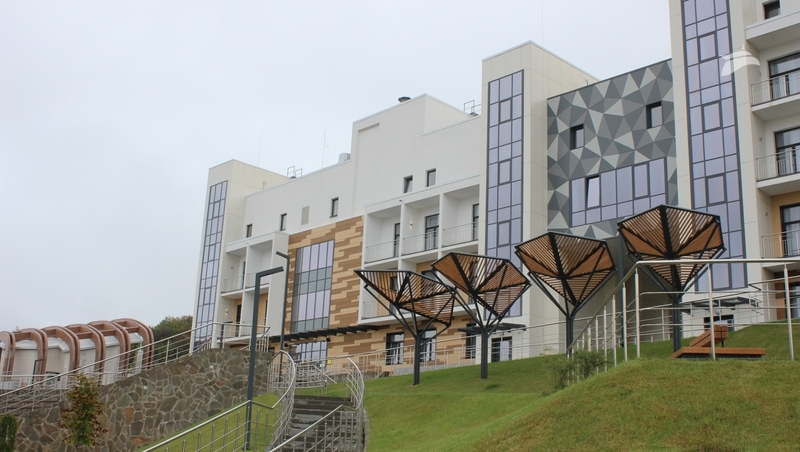 Юные жители Пятигорска получили первый паспорт накануне Дня народного единства