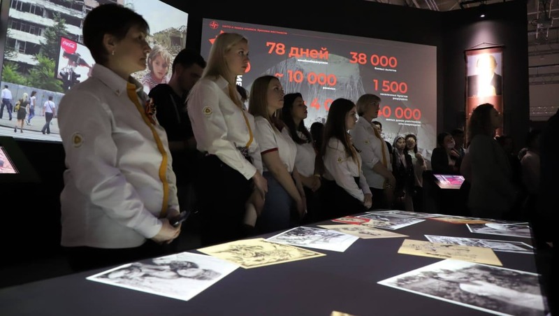Глава Пятигорска приглашает школьников на выставку «Нато. Хроника жестокости»