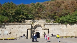 Подход к озеру Провал в Пятигорске временно закрыт